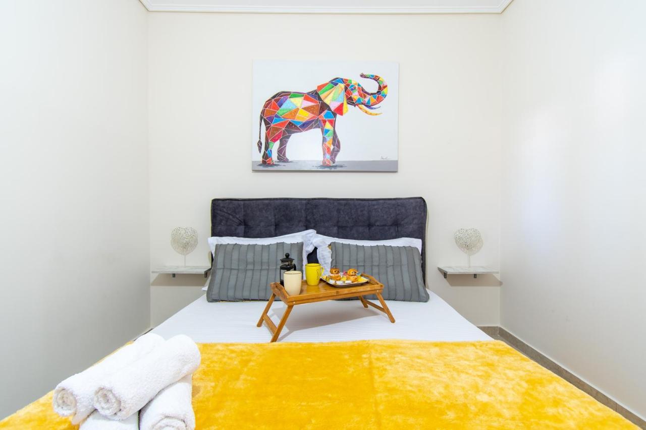 Yelayellow House Near To Airport, Rafina Port And Metropolitan Expo Artemida  Esterno foto