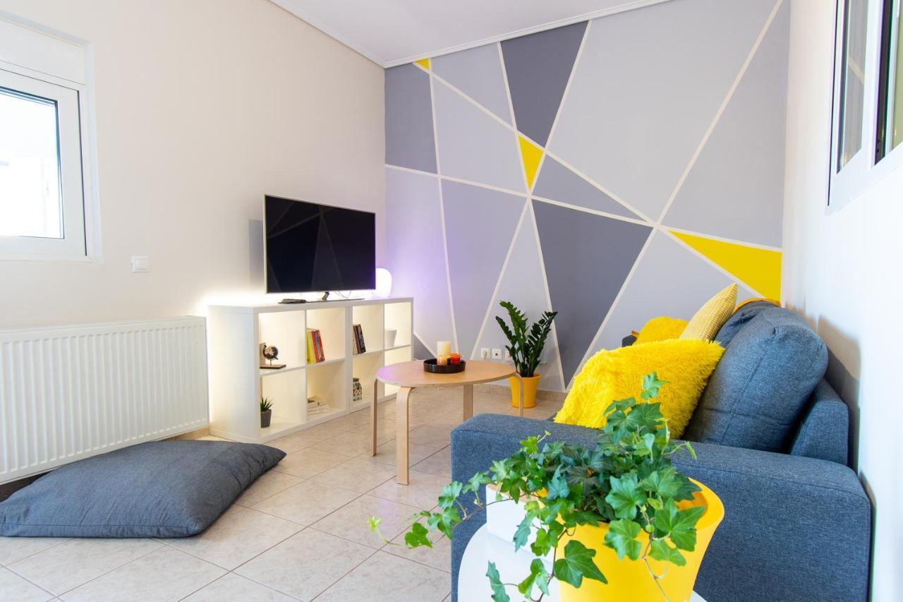 Yelayellow House Near To Airport, Rafina Port And Metropolitan Expo Artemida  Esterno foto